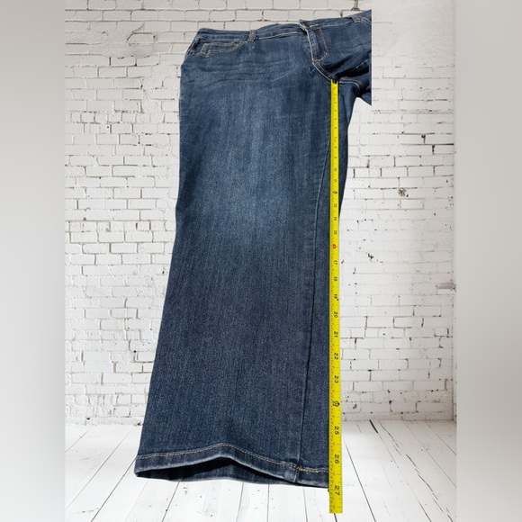 Westport Women's Blue Jeans Signature Fit SZ 14W Boyfriend - Picture 5 of 7